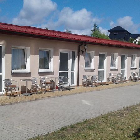 Hotel U Gosi à Jarosławiec Extérieur photo