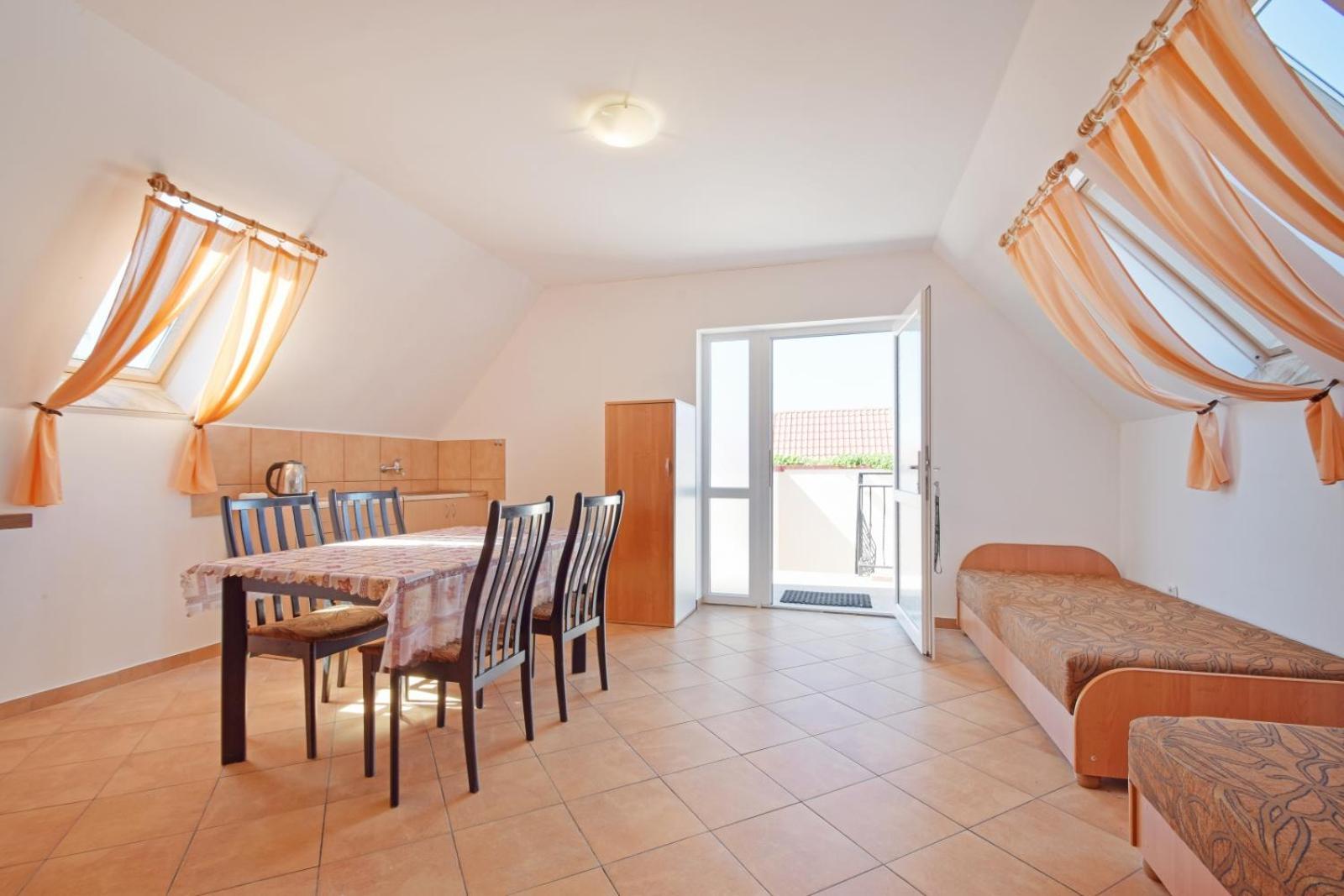 Hotel U Gosi à Jarosławiec Extérieur photo