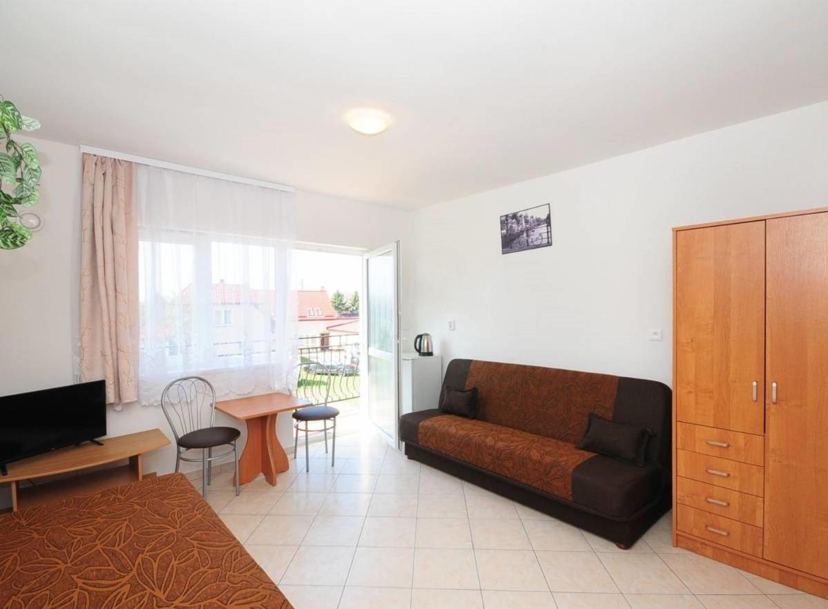 Hotel U Gosi à Jarosławiec Extérieur photo