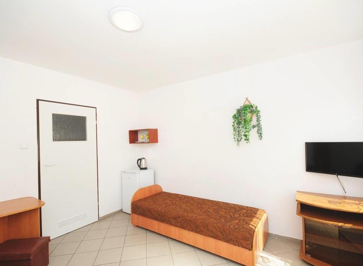 Hotel U Gosi à Jarosławiec Extérieur photo
